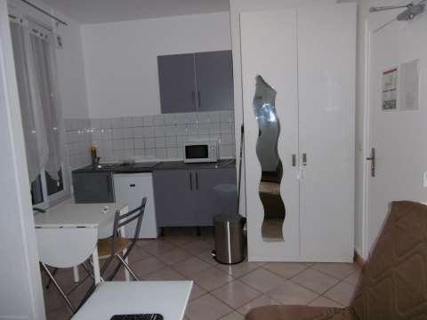 Location appartement 1 pièce Paris 15e 75