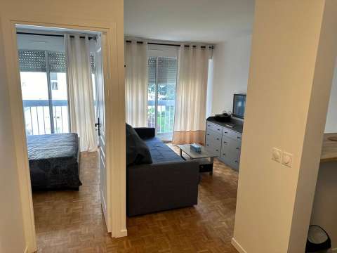 Location appartement 2 pièces Paris 15e 75