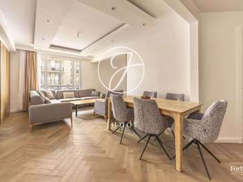Location Appartement 4 piècesParis 15e