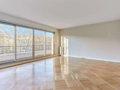 Location appartement 4 pièces Paris 16e 75