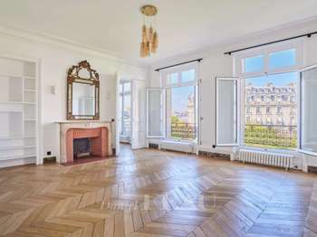 Location Appartement 6 pièces +Paris 16e