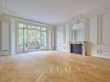 Location Appartement 4 piècesParis 16e