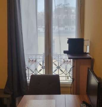 Location appartement 1 pièce Paris 18e 75