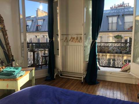 Location appartement 1 pièce Paris 18e 75