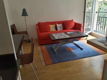 Location Appartement T1Paris 18e