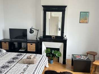 Location Appartement T1Paris 18e