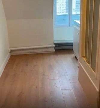 Location appartement 1 pièce Paris 19e 75
