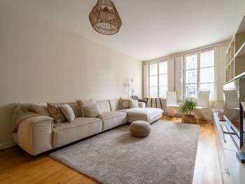 Location Appartement 3 piècesParis 2e