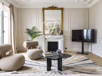 Location Appartement 4 piècesParis 6e