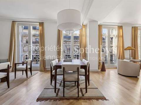 Location appartement 5 pièces Paris 7e 75