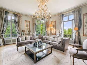 Location Appartement 6 pièces +Paris 7e