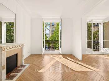 Location Appartement 4 piècesParis 7e