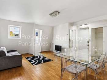 Location Appartement 4 piècesParis 8e