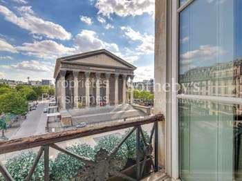 Location Appartement 6 pièces +Paris 8e