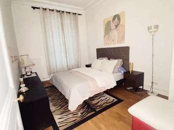 Location Appartement T1Paris 8e