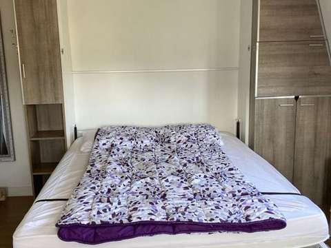 Location appartement 1 pièce Paris 9e 75