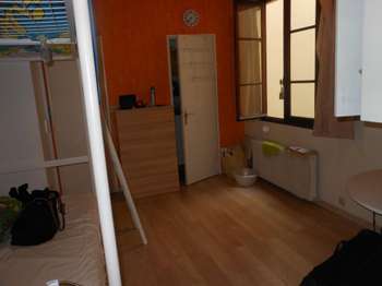 Location Appartement T1Paris 9e
