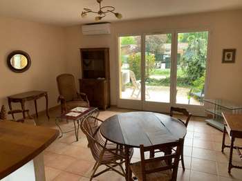 Location Appartement 3 piècesPechbonnieu