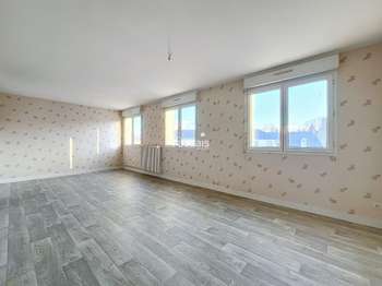 Location Appartement 4 piècesPont-Hébert