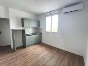 Location Appartement 2 piècesPort-Saint-Père
