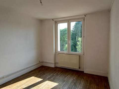Location appartement 2 pièces Prix-lès-Mézières 08