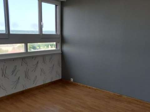 Location appartement 4 pièces Prix-lès-Mézières 08