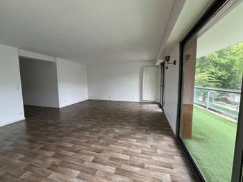 Location Appartement 5 piècesRennes Bourg L'evêque