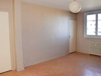 Location Appartement 3 piècesRennes Bourg L'evêque