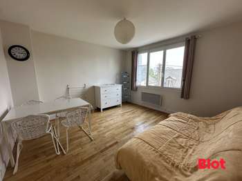Location Appartement 2 piècesRennes Bourg L'evêque