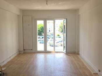 Location Appartement 3 piècesRennes Bourg L'evêque