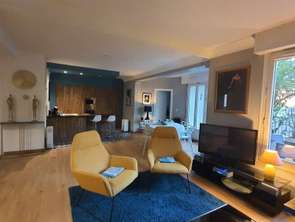 Location Appartement 4 piècesRennes Centre Ville