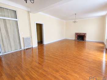 Location Appartement 4 piècesRennes Centre Ville