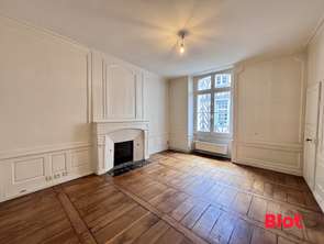 Location Appartement 3 piècesRennes Centre Ville