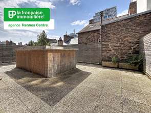 Location Appartement 4 piècesRennes Centre Ville
