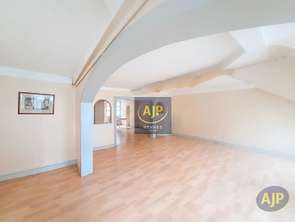 Location Appartement 5 piècesRennes Centre Ville