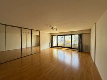 Location Appartement 5 piècesRennes Centre Ville