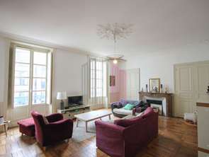 Location Appartement 5 piècesRennes Centre Ville