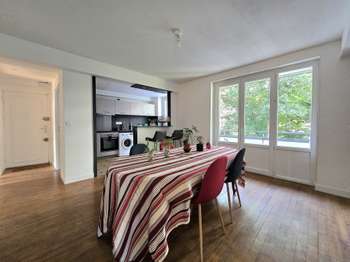 Location Appartement 4 piècesRennes Centre Ville