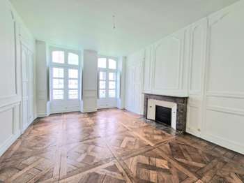 Location Appartement 4 piècesRennes Centre Ville
