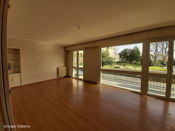 Location Appartement 3 piècesRennes Centre Ville