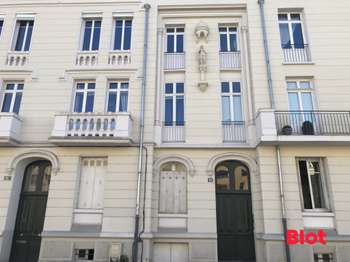Location Appartement 4 piècesRennes Centre Ville