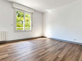 Location Appartement 3 piècesRennes Centre Ville