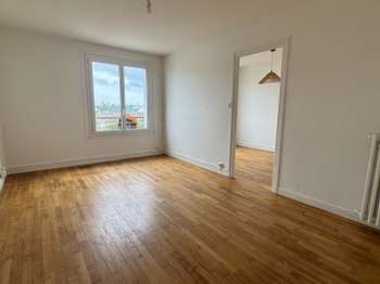Location Appartement 3 piècesRennes Centre Ville