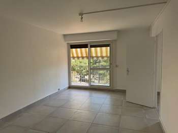 Location Appartement 4 piècesRillieux-la-Pape