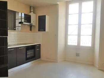 Location Appartement 2 piècesSablé-Sur-Sarthe Centre
