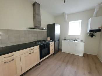 Location Appartement 3 piècesSablé-Sur-Sarthe Centre