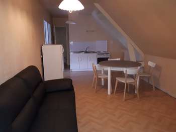 Location Appartement 3 piècesSablé-Sur-Sarthe Centre