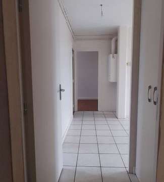 Location appartement 3 pièces Saint-Amand-Montrond 18