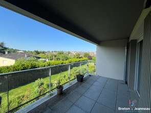 Location Appartement 3 piècesSaint-Berthevin