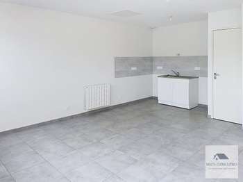 Location Appartement 3 piècesSaint-Brice-en-Cogles